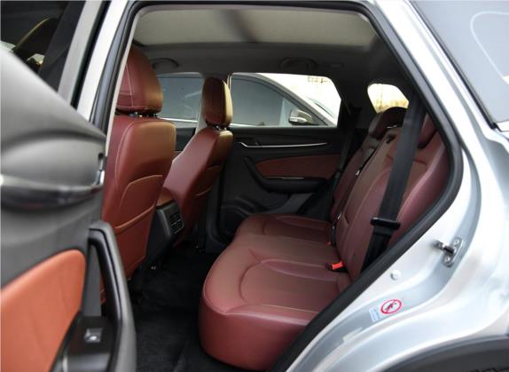中华V6 2018款 1.5T 自动旗舰型 车厢座椅   后排空间
