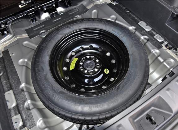 中华V6 2018款 1.5T 手动尊贵型 其他细节类   备胎