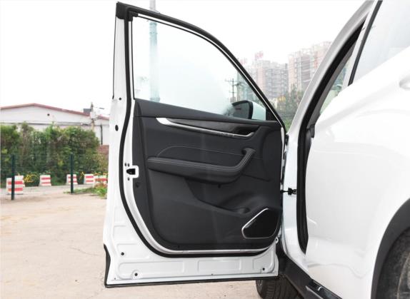 中华V7 2018款 280T DCT尊贵型 5座 车厢座椅   前门板