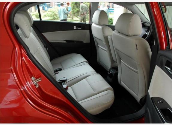 中华骏捷FRV 2008款 1.3L 手动舒适型 车厢座椅   后排空间