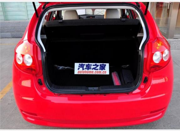 中华骏捷FRV 2008款 1.6L 手动舒适型 车厢座椅   后备厢