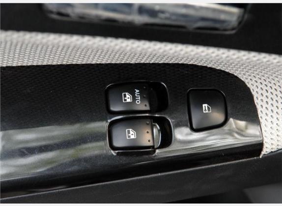 中华骏捷FRV 2009款 1.5L 手动舒适版 车厢座椅   门窗控制