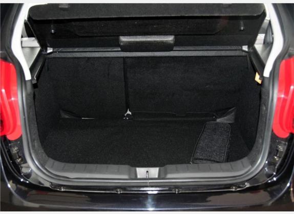 中华骏捷FRV 2010款 1.3L 手动豪华型 车厢座椅   后备厢