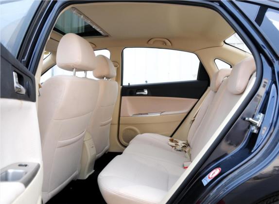 中华骏捷FSV 2011款 1.5L 手动精英型 车厢座椅   后排空间