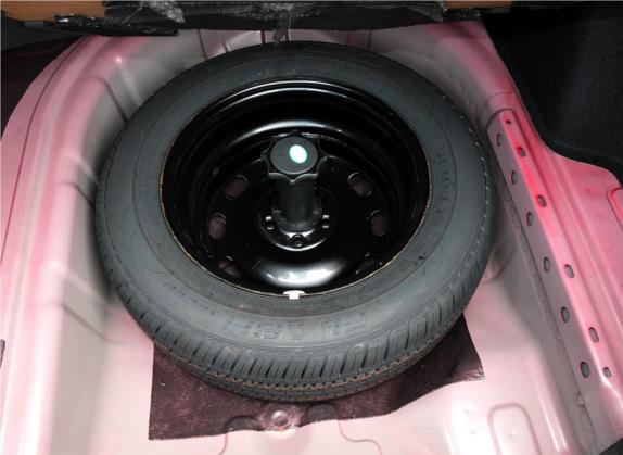 中华骏捷FSV 2011款 新锐版 1.5L 手动标准型 其他细节类   备胎