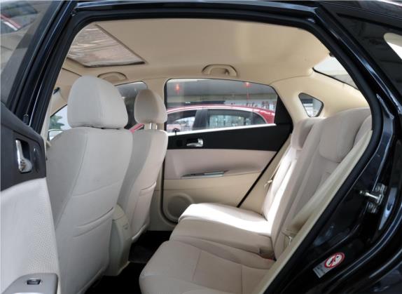 中华骏捷FSV 2011款 新锐版 1.5L 自动豪华型 车厢座椅   后排空间