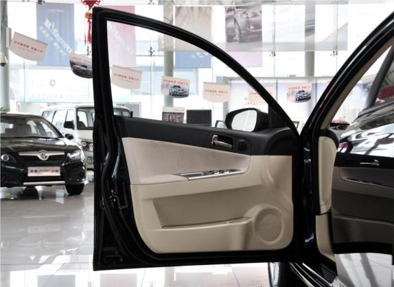 中华骏捷FSV 2011款 新锐版 1.5L 自动豪华型 车厢座椅   前门板