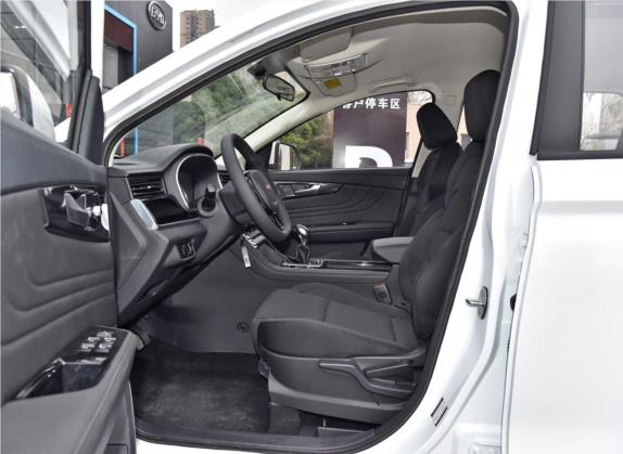 VGV U70 2020款 1.5T 手动舒适版 7座 车厢座椅   前排空间