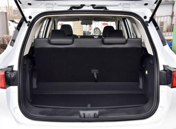 VGV U70 2020款 1.5T 自动智享精英版 7座 车厢座椅   后备厢