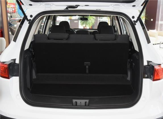 VGV U70 2020款 1.5T 手动舒适天窗版 7座 车厢座椅   后备厢
