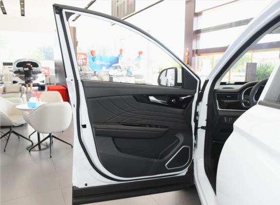 VGV U70 2020款 1.5T 手动舒适天窗版 7座 车厢座椅   前门板
