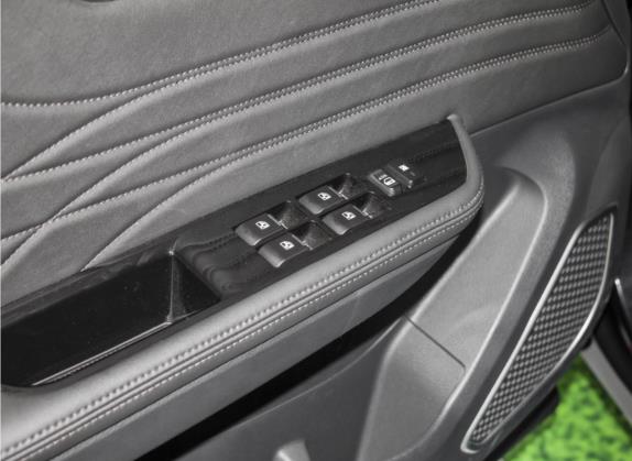 VGV U70 2020款 1.5T 自动智享精英导航版  6座 车厢座椅   门窗控制
