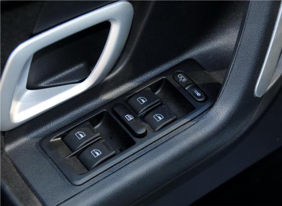 中兴C3 2014款 1.5L 手动启航版 车厢座椅   门窗控制