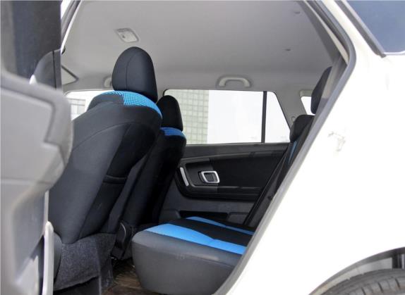 中兴C3 2014款 1.5L 手动商务版 车厢座椅   后排空间
