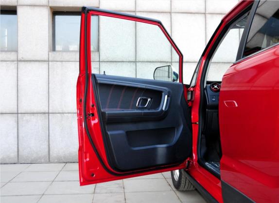 中兴GX3 2015款 1.5L 精英版 车厢座椅   前门板