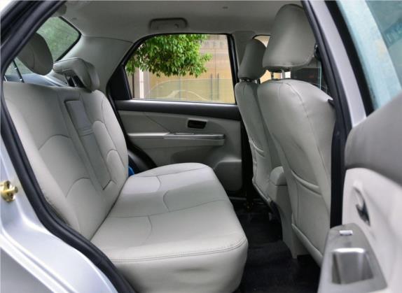 众泰Z200 2011款 1.3L 手动精英型 车厢座椅   后排空间