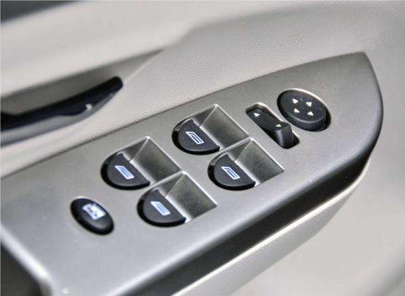 众泰Z200 2011款 1.3L 手动精英型 车厢座椅   门窗控制