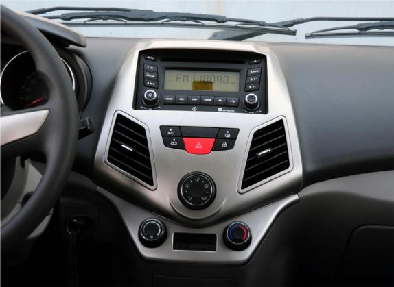 众泰Z200HB 2011款 1.3L 手动豪华型 中控类   中控台