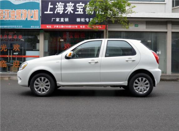 众泰Z200HB 2011款 1.5L 自动豪华型 外观   正侧