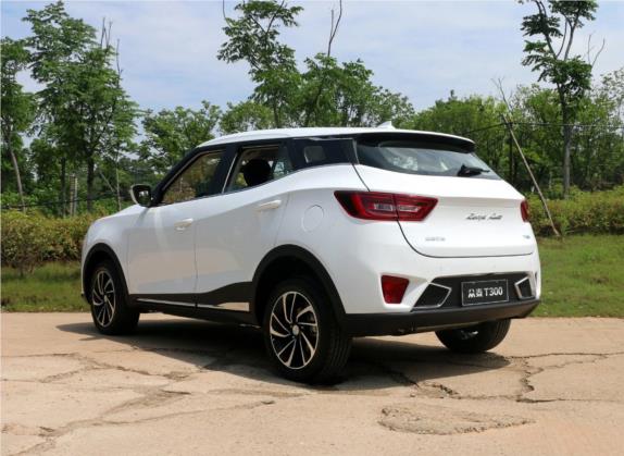 众泰T300 2018款 1.5L CVT豪华型 外观   斜后