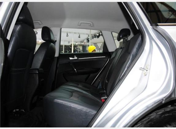 众泰T600 2014款 1.5T 手动尊贵型 车厢座椅   后排空间