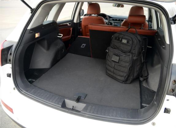 众泰T600 2014款 2.0T DCT尊贵型 车厢座椅   后备厢