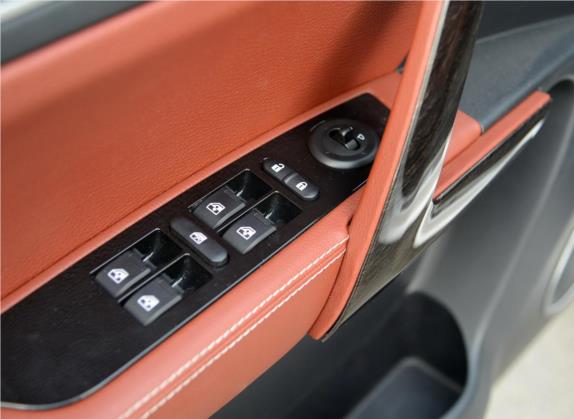众泰T600 2014款 2.0T DCT尊贵型 车厢座椅   门窗控制