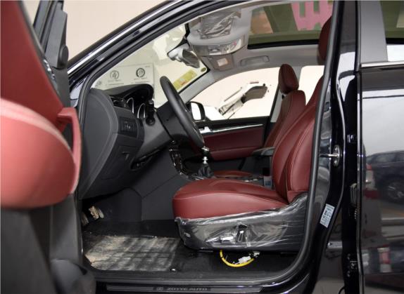 众泰T600 2014款 1.5T 手动旗舰型 车厢座椅   前排空间