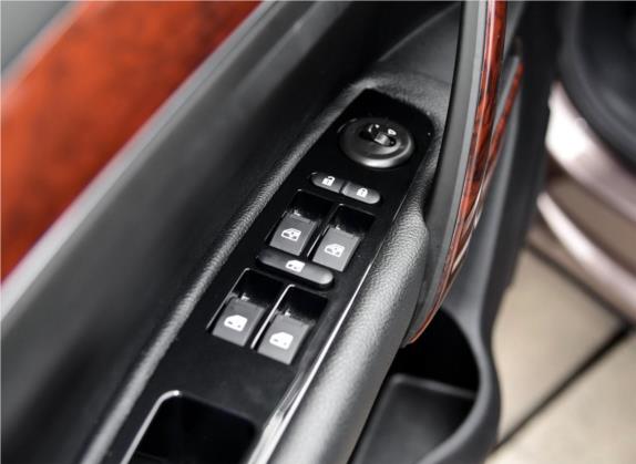 众泰T600 2015款 1.5T 手动精英型 车厢座椅   门窗控制
