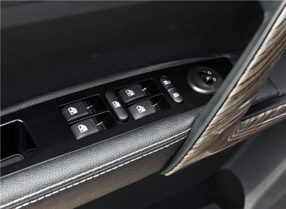 众泰T600 2015款 1.5T 手动豪华型 车厢座椅   门窗控制