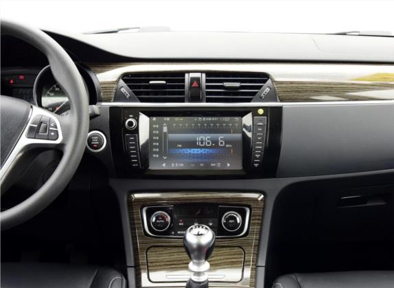 众泰T600 2015款 1.5T 手动尊贵型 中控类   中控台