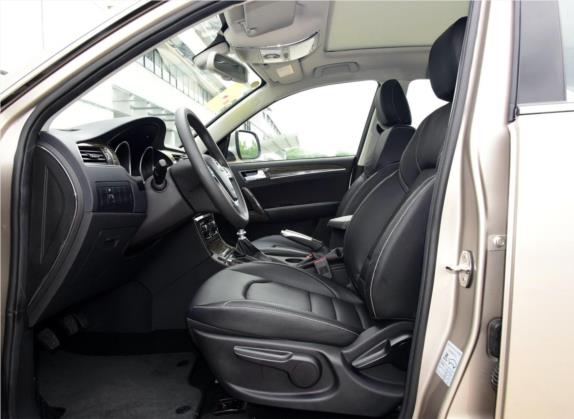众泰T600 2015款 1.5T 手动尊贵型 车厢座椅   前排空间