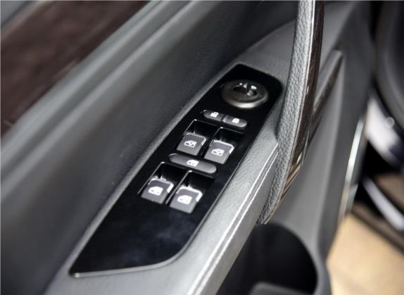 众泰T600 2015款 2.0T 手动尊贵型 车厢座椅   门窗控制