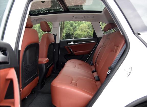 众泰T600 2015款 2.0T 手动旗舰型 车厢座椅   后排空间