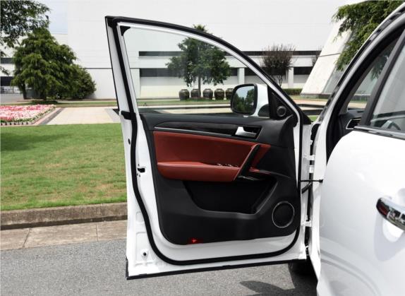 众泰T600 2015款 2.0T 手动旗舰型 车厢座椅   前门板