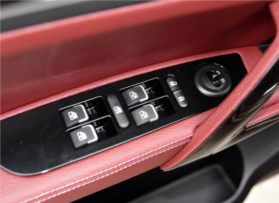 众泰T600 2015款 2.0T DCT豪华型 车厢座椅   门窗控制
