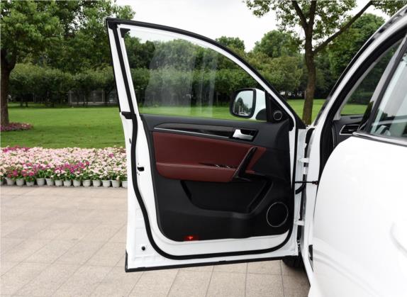 众泰T600 2015款 家用版 2.0T 手动精英型 车厢座椅   前门板