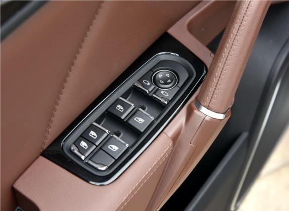 众泰T600 2016款 运动版 1.5T 手动豪华型 车厢座椅   门窗控制