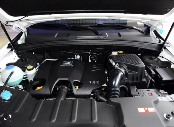 众泰T600 2016款 运动版 1.5T 手动尊享型 其他细节类   发动机舱