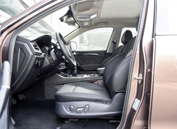 众泰T600 2016款 运动版 2.0T 手动尊贵型 车厢座椅   前排空间