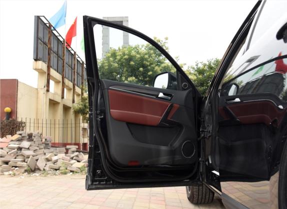 众泰T600 2016款 家用版 2.0T 手动精英型 车厢座椅   前门板