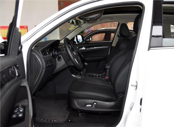众泰T600 2016款 2.0T 手动尊贵型 车厢座椅   前排空间