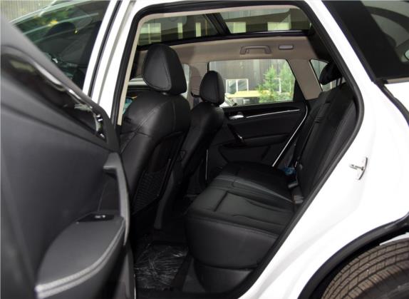 众泰T600 2016款 2.0T DCT尊贵型 车厢座椅   后排空间