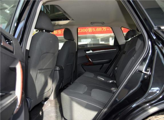 众泰T600 2017款 1.5T 手动精英贺岁版 车厢座椅   后排空间