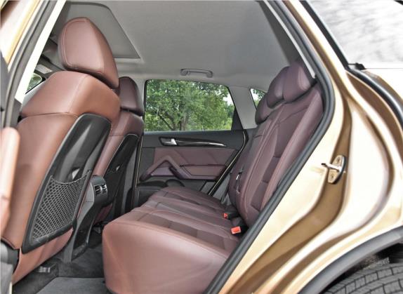 众泰T600 2018款 运动版 1.5T 手动尊享型 车厢座椅   后排空间