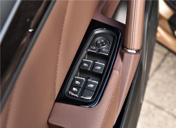 众泰T600 2018款 运动版 1.5T 手动尊享型 车厢座椅   门窗控制