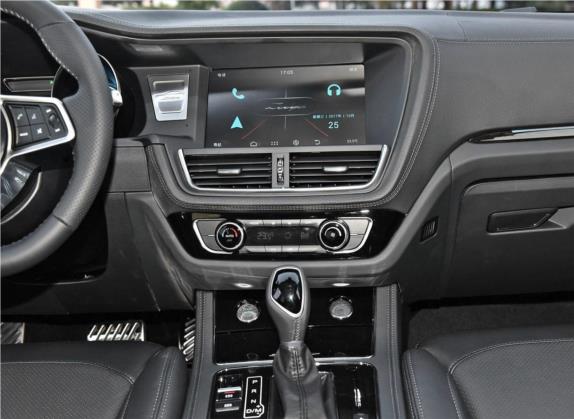 众泰T600 2018款 运动版 1.5T 自动豪华型 中控类   中控台