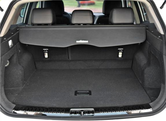 众泰T600 2018款 运动版 1.5T 自动豪华型 车厢座椅   后备厢