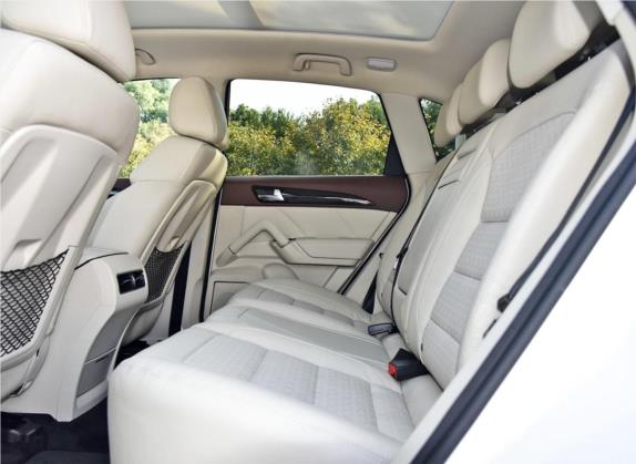 众泰T600 2018款 运动版 1.5T 自动尊贵型 车厢座椅   后排空间