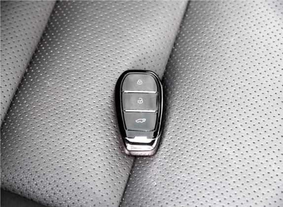 众泰T600 2018款 运动版 1.8T DCT尊贵型 其他细节类   钥匙